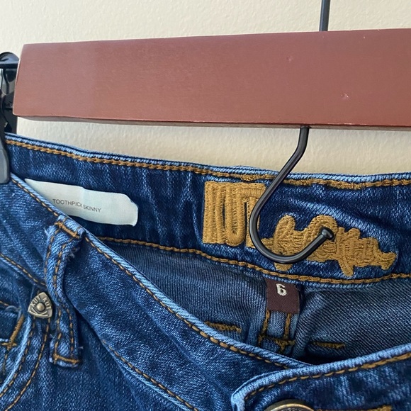 Women’s Kut From The Kloth Viv Toothpick Skinny Dark Wash Jeans Size 6 - Picture 3 of 3